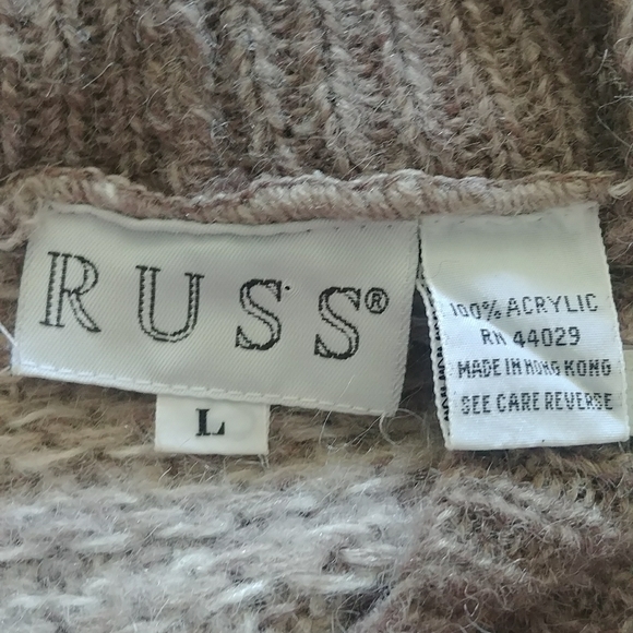 Russ Sweater Vest - Picture 6 of 6